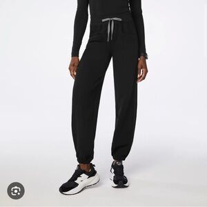 Figs Women's Navy Blue Rio Relaxed Jogger Scrub Pants